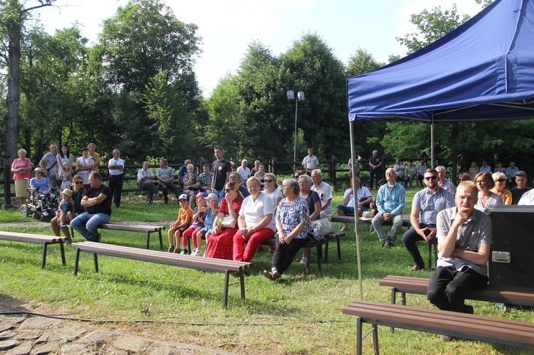 Lipnica Murowana. Poświęcenie figury Frasobliwego