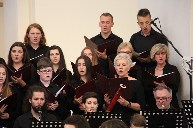 Skierniewice. Premiera Oratorium "Otwórzcie drzwi Chrystusowi" 