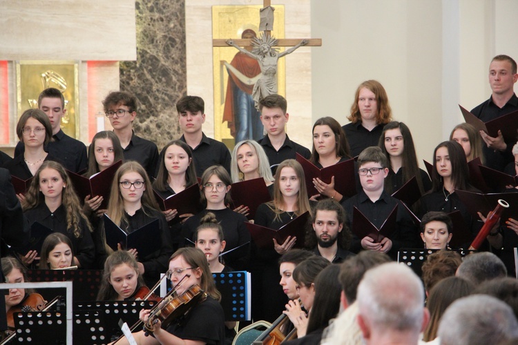 Skierniewice. Premiera Oratorium "Otwórzcie drzwi Chrystusowi" 