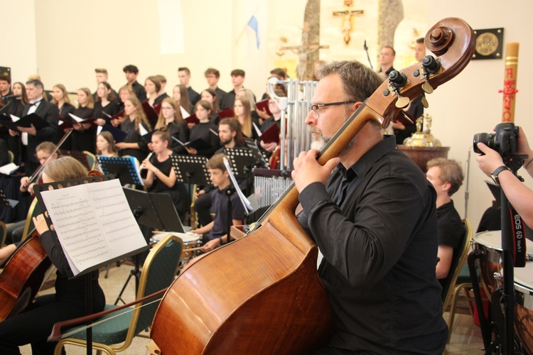 Skierniewice. Premiera Oratorium "Otwórzcie drzwi Chrystusowi" 