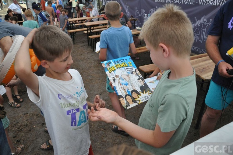 "Wakacje z tatą" nad jeziorem Bronków