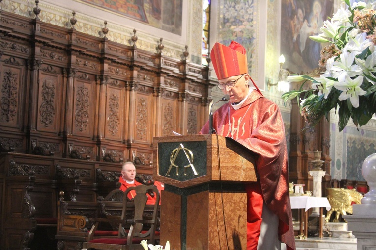 Płock. Msza św. w intencji papieża