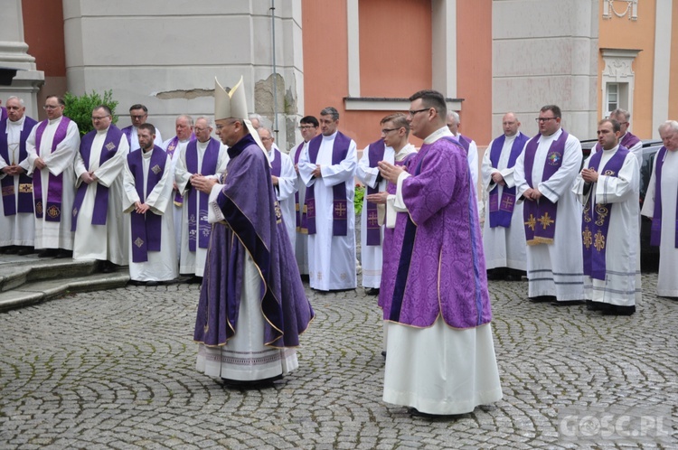 Msza św. żałobna za śp. ks. Chlewińskiego