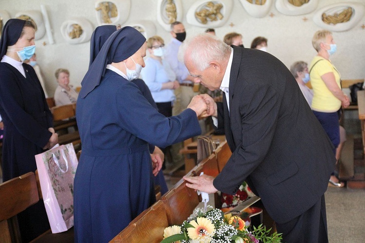 Pożegnanie sióstr szarytek w Bystrej Krakowskiej