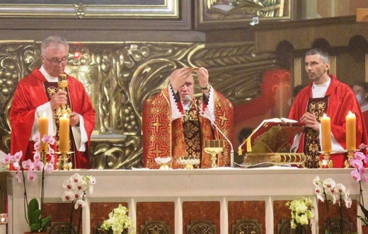 Święto Papieskie w katedrze św. Mikołaja w Bielsku-Białej - 2021