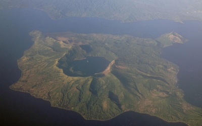 Wybuch wulkanu Taal spowodował ewakuację ponad 14 tys. ludzi