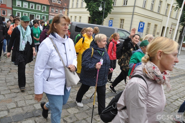 Otyń. Wyruszyła pielgrzymka rolników