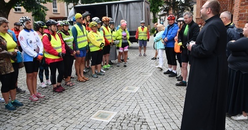 Pielgrzymi rowerowi wyruszyli do Częstochowy