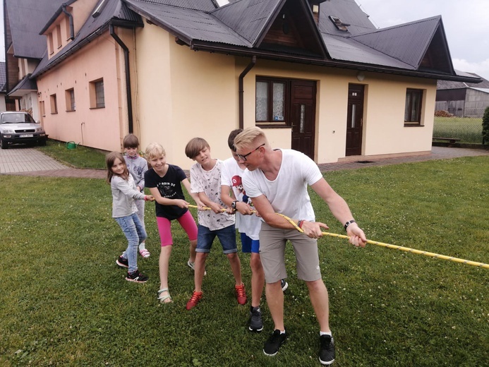 Wyjazd wakacyjny dzieci i młodzieży z parafii pw. Trójcy Świętej