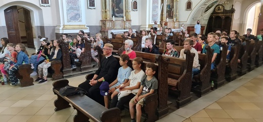 Wyjazd wakacyjny dzieci i młodzieży z parafii pw. Trójcy Świętej