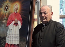 Kapłan zaangażował się w proces beatyfikacyjny i kanonizacyjny pochodzącego stąd abp. Józefa Bilczewskiego.