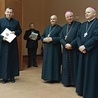 	Nominacje zostały wręczone w obecności księży biskupów. 