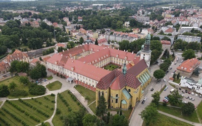 Trzebnica - sanktuarium świętej Jadwigi Śląskiej.