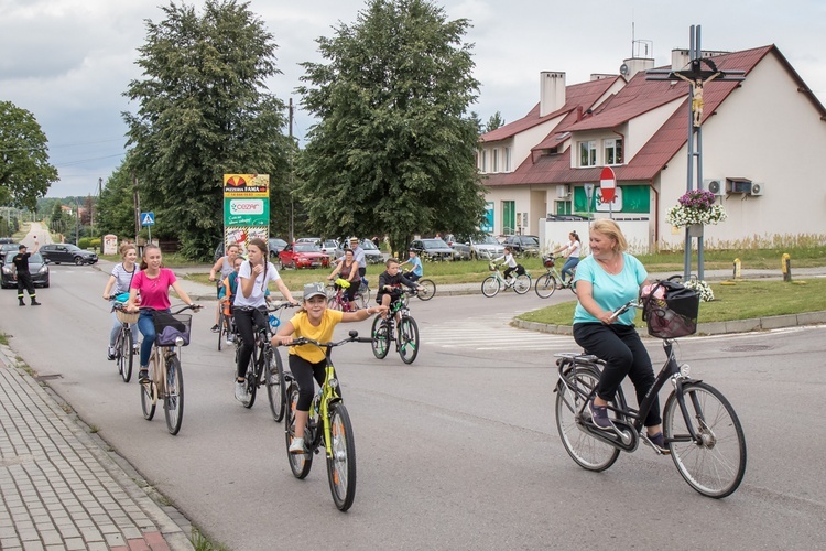 Rowerami z Borek do Luszowic