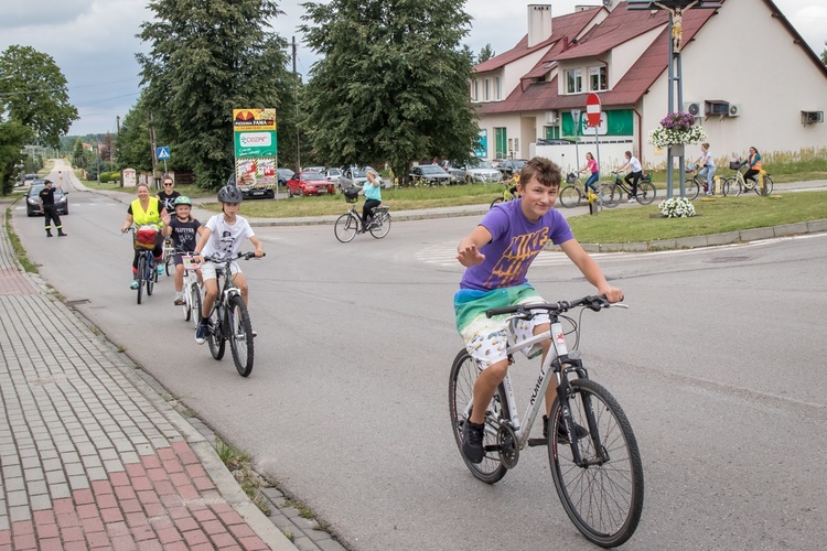 Rowerami z Borek do Luszowic