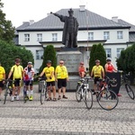  Rowerem do tronu Matki Bożej 