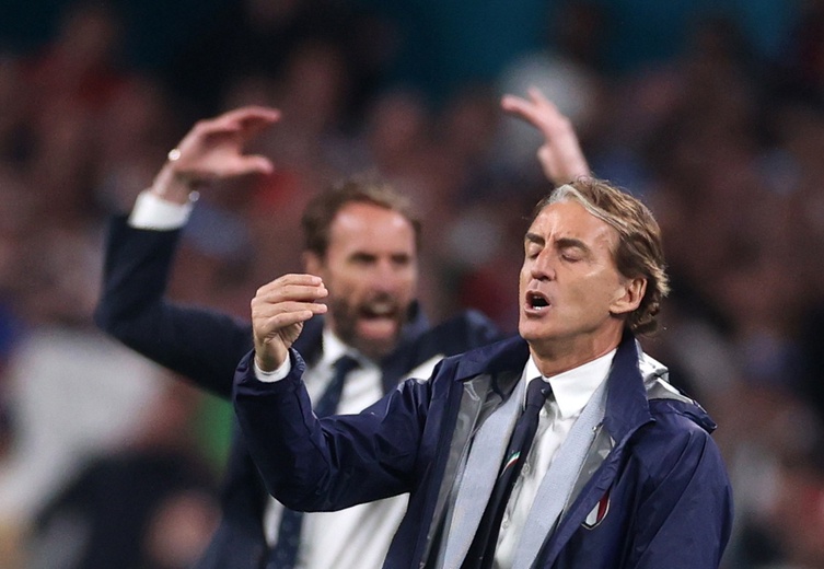 Southgate: W szatni jest niesamowity ból. Mancini: Finał był trudny