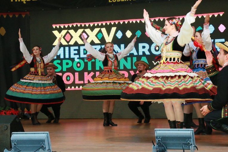 Trwają spotkania folklorystyczne w Ogrodzie Saskim w Lublinie.