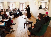 ▼	Uczestnicy konferencji, która odbyła się  w Toszku.