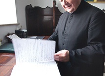 	Autorem muzyki  do kompozycji o Prymasie Tysiąclecia jest ks. prałat Wiesław Kądziela.
