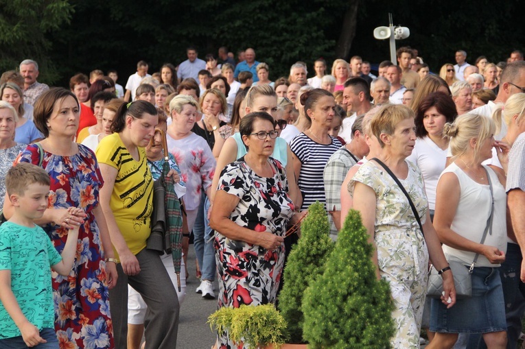 Strzyganiec. Pielgrzmka z Trzetrzewiny