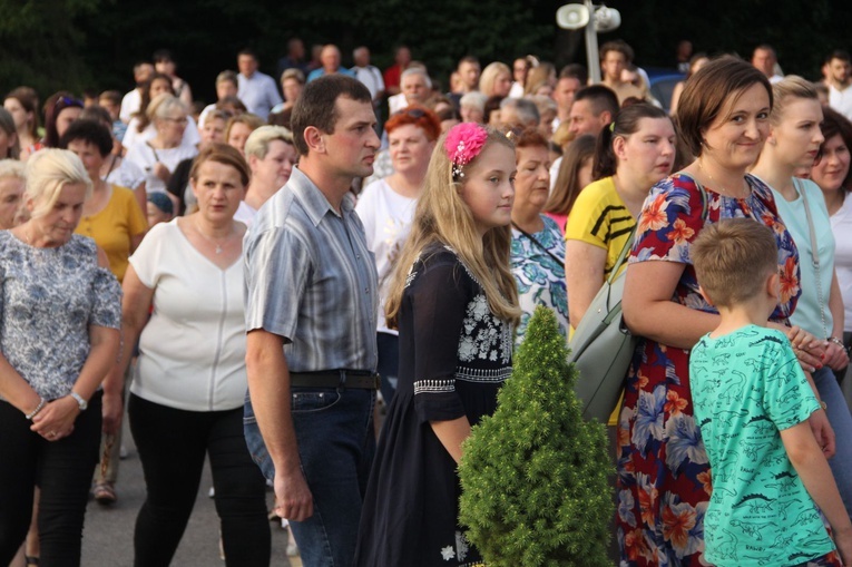 Strzyganiec. Pielgrzmka z Trzetrzewiny