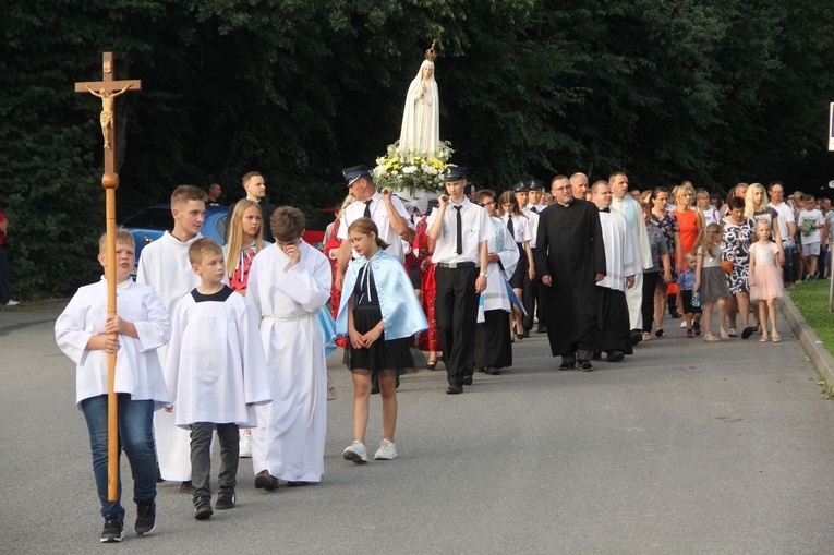 Strzyganiec. Pielgrzmka z Trzetrzewiny