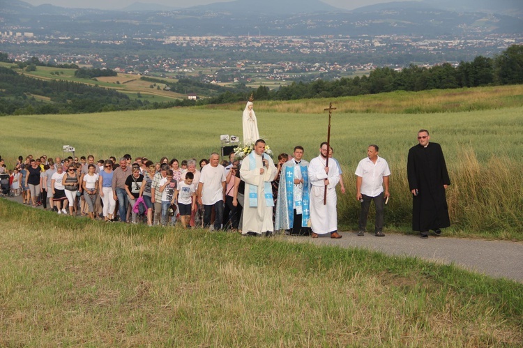 Strzyganiec. Pielgrzmka z Trzetrzewiny