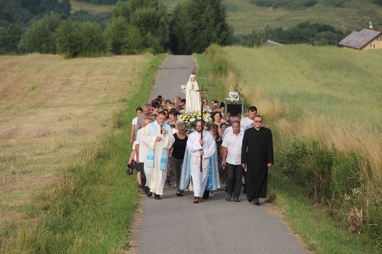 Strzyganiec. Pielgrzmka z Trzetrzewiny