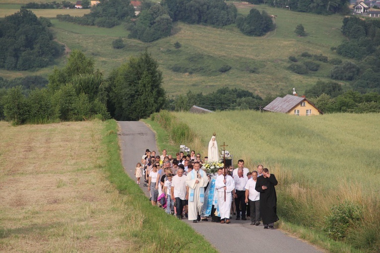 Strzyganiec. Pielgrzmka z Trzetrzewiny