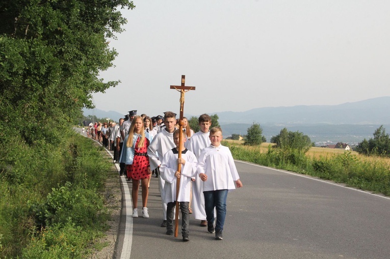 Strzyganiec. Pielgrzmka z Trzetrzewiny