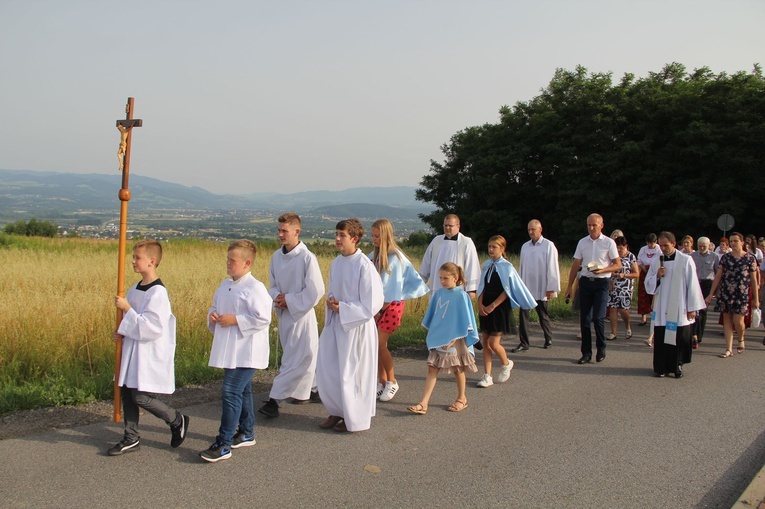 Strzyganiec. Pielgrzmka z Trzetrzewiny