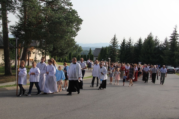 Strzyganiec. Pielgrzmka z Trzetrzewiny