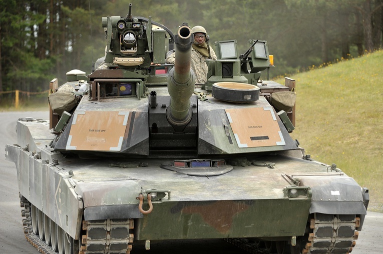 Abrams M1A2