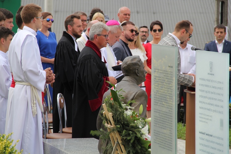 Henryk Sławik ma pomnik w Szerokiej