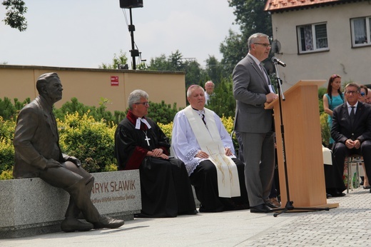 Henryk Sławik ma pomnik w Szerokiej