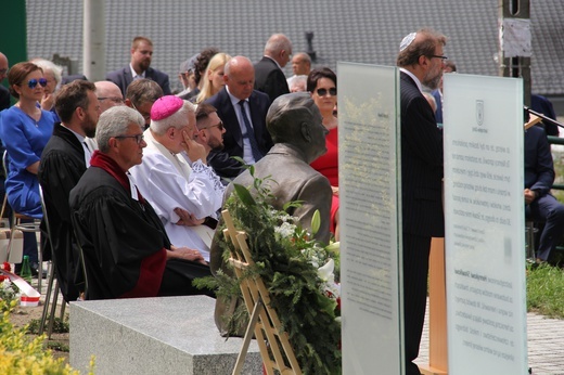 Henryk Sławik ma pomnik w Szerokiej