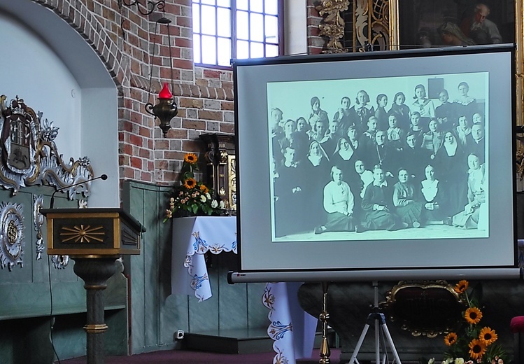 Siostry Karmelitanki Dzieciątka Jezus świętują jubileusze