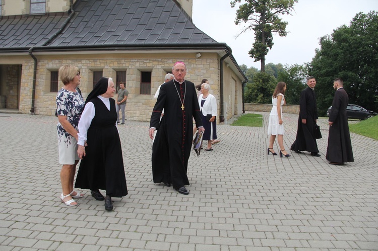 Korzenna. Złoty jubileusz konsekracji kościoła