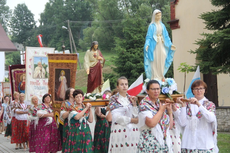 Korzenna. Złoty jubileusz konsekracji kościoła