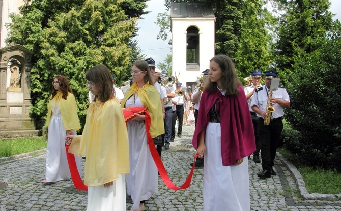 Mieszkańcy Lipia świętowali odpust ku czci MB Szkaplerznej [GALERIA]