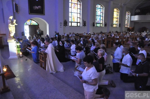 Oddali życie Opiekunowi Świętej Rodziny