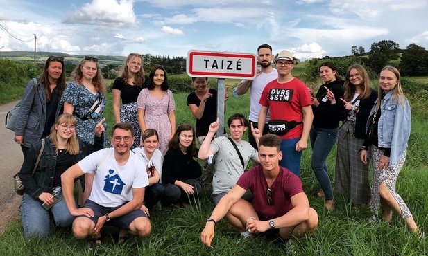 Młodzi z Sośnicy w Taizé. "Jest klima, a klimat pozostał"