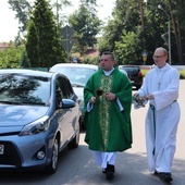 W większości parafii w diecezji to dziś święcono pojazdy. Kilku kapłanów zdecydowało się uczynić to przed wakacyjnymi wyjazdami swoich wiernych.