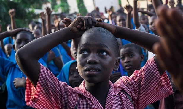 Niger: Misjonarze pomagają dzieciom wrócić do szkoły