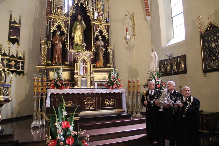 Brzesko. Odpust św. Jakuba w Świętym Roku Compostelańskim