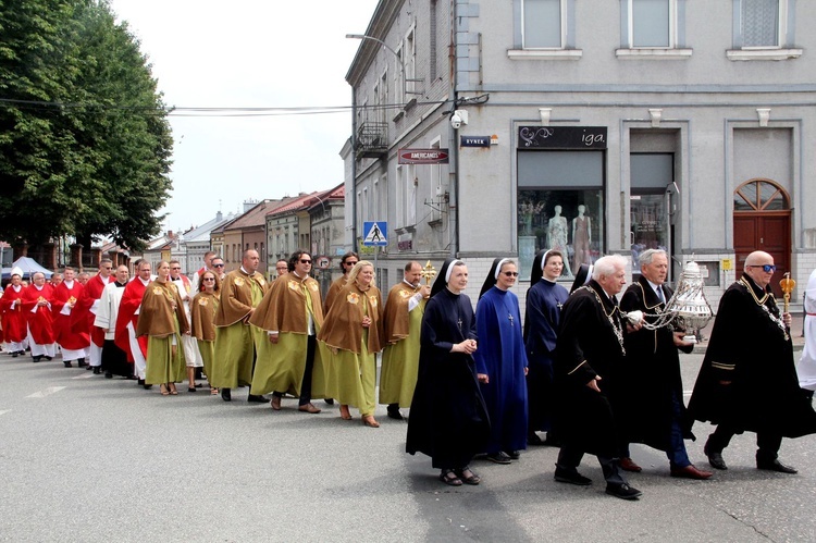 Brzesko. Odpust św. Jakuba w Świętym Roku Compostelańskim