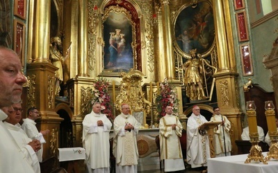 Sumie odpustowej przewodniczył bp Kazimierz Gurda z Siedlec.