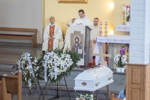 Ostatnie pożegnanie Franka, 7-letniego pielgrzyma