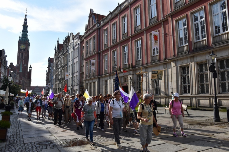 Gdańszczanie po raz 39. ruszyli na Jasną Górę